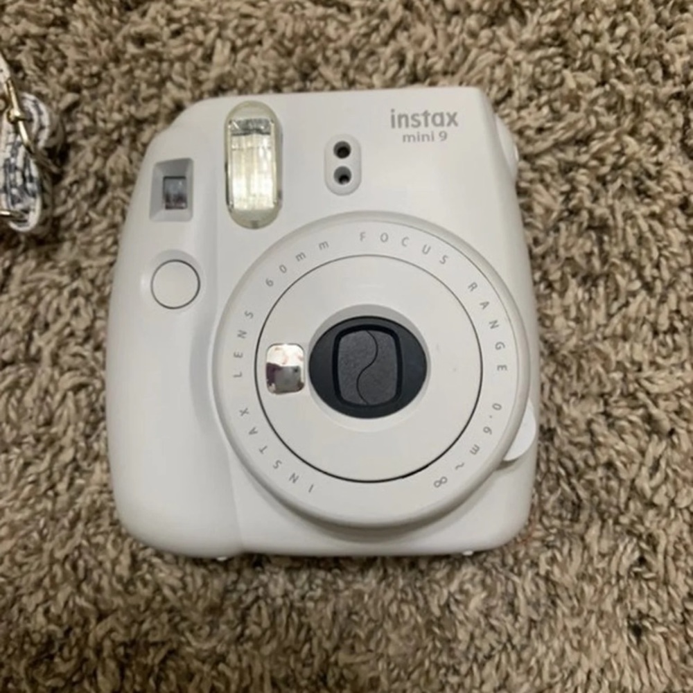 Fujifilm instax mini 9 Polaroid camera